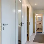 Renkaranta - Modern For 8-12 Person, Own Beach, Sauna & Hot Tub - Surrounded By Forests *