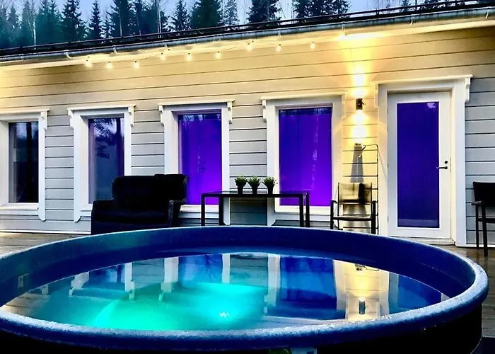 别墅 Renkaranta - Modern For 8-12 Person, Own Beach, Sauna & Hot Tub - Surrounded By Forests *