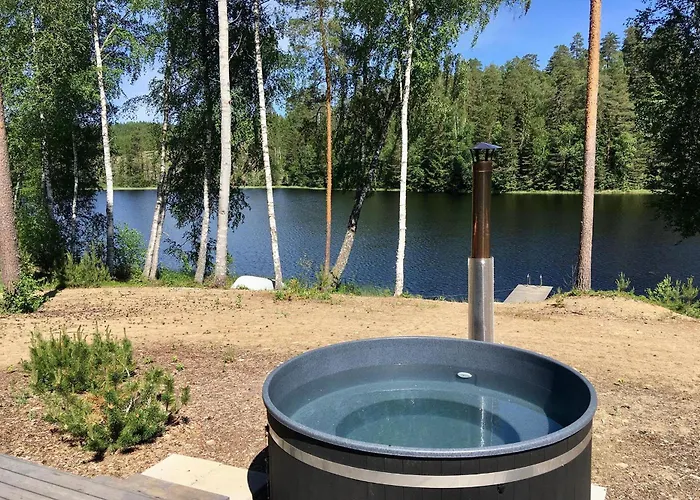 Renkaranta - Modern For 8-12 Person, Own Beach, Sauna & Hot Tub - Surrounded By Forests 别墅